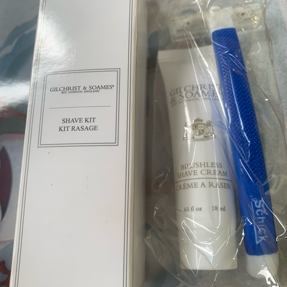 Gilchrist & Soames Travel Brushless Shave Cream & Razor New In Box SEALED